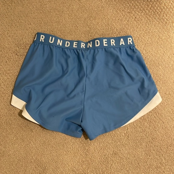Under armour athletic shorts size M - Picture 2 of 4